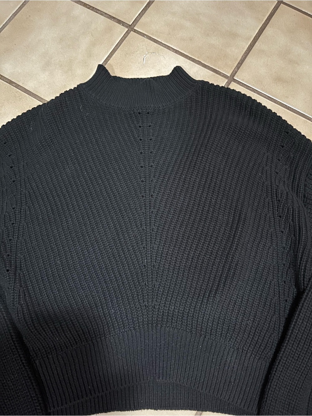 Forever 21 Black Cropped Turtleneck Sweater